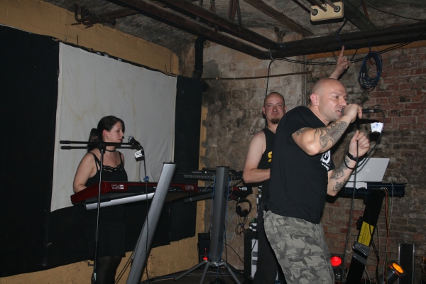 Live @ Moebelfabrik 2010-10-02 - IMAGE 3